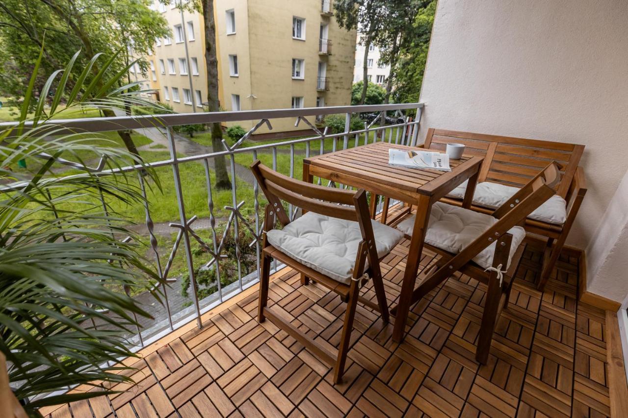 Bright Apartment Kasprzaka Warsaw Wola Near Metro Station By Noclegi Renters Exteriör bild